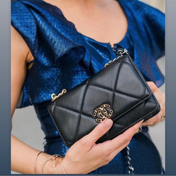 Alice McCall Night Moves Gown in Dark Blue Metallic size 0 - Picture 6 of 16